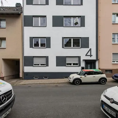 Helle Grosse Wohnung Mit Schnellem Internet Essen