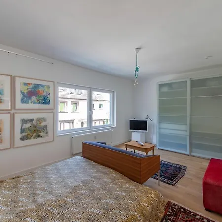 Apartment Helle Grosse Wohnung Mit Schnellem Internet *